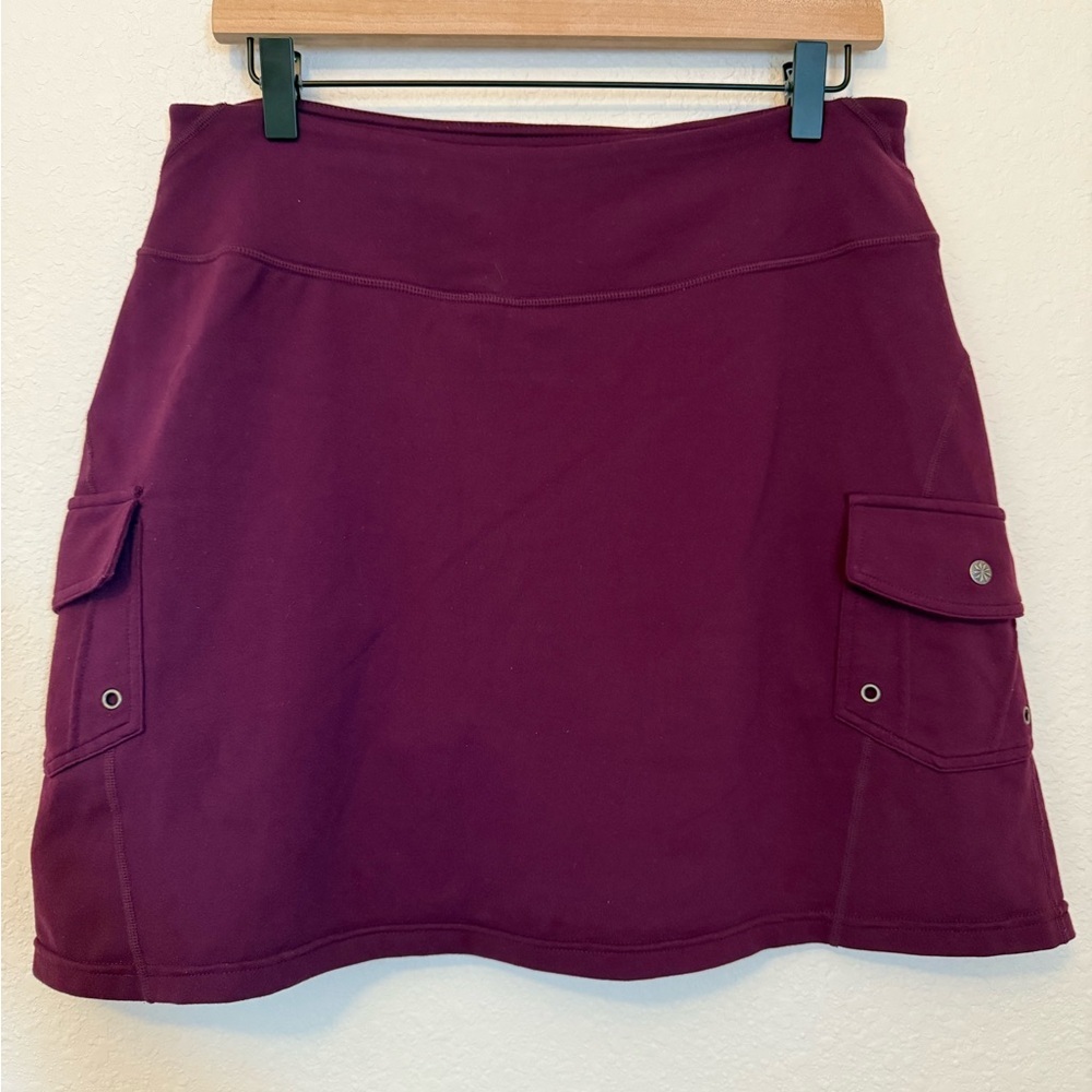 Athleta Oasis Skort Women’s Medium Purple Cargo Hiking Travel Built-In Shorts